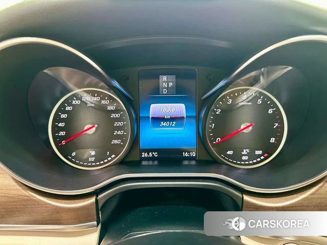 Mercedes-Benz V-Class 2022 Белый из Китая, фото 5