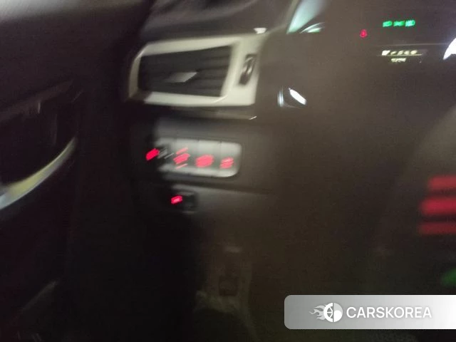 Kia Niro 2018 Черный из Кореи, фото 5