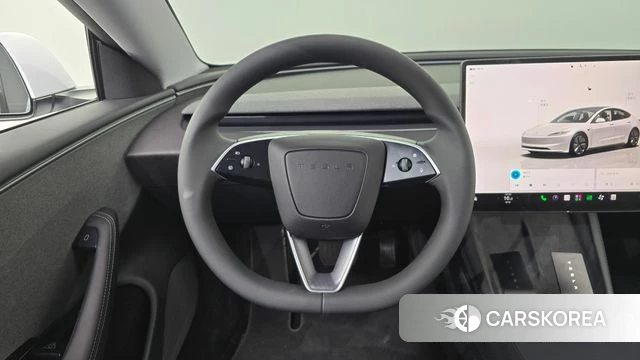 Tesla Model 3 2026 Белый из Кореи, фото 5
