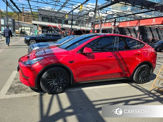 Tesla Model Y 2021 Красный из Кореи, фото 5