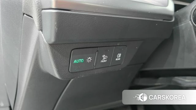 Audi Q4 e-Tron (F4) 2022 Белый из Кореи, фото 5
