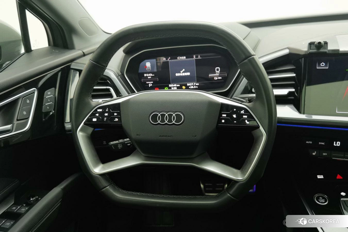 Audi Q4 2023 Темно-серый из Китая, фото 5