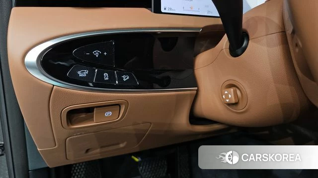 Genesis GV70 2025 Серый из Кореи, фото 5