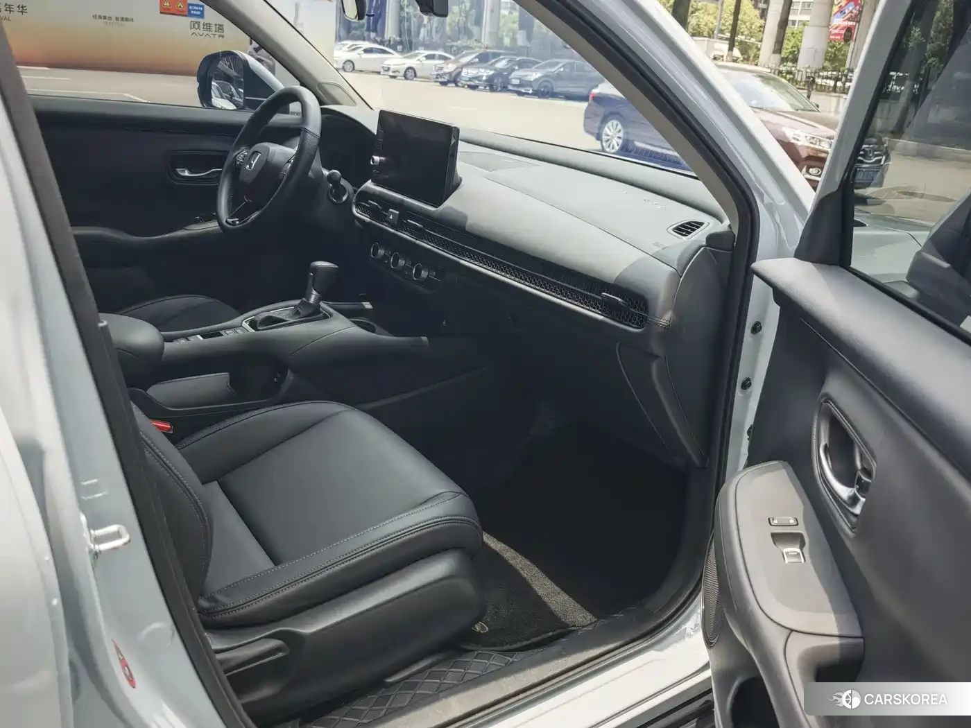 Honda ZR-V 2024 Белый из Китая, фото 5