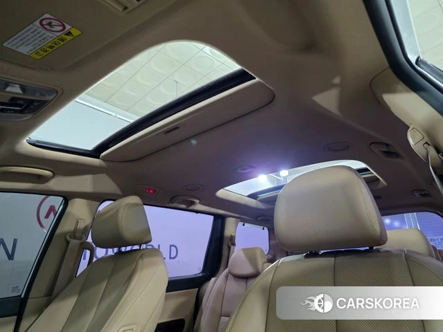 Kia The New Carnival 2018 Белый из Кореи, фото 5