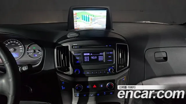 Hyundai The New Grand Starex 2018 Белый из Кореи, фото 5