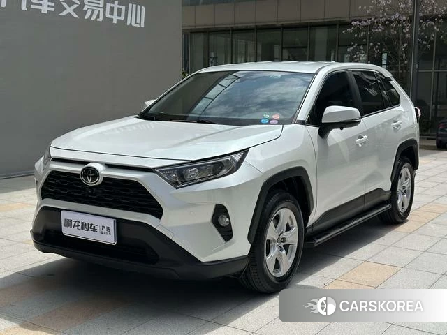 Toyota RAV4 2021 Белый из Китая, фото 5