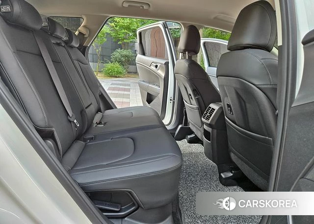 Kia Sportage 5th Generation Hybrid 2024 Белый из Кореи, фото 5
