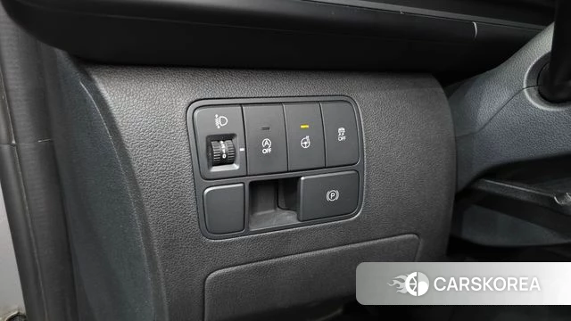 Hyundai Staria 2021 Серебристо-серый из Кореи, фото 5