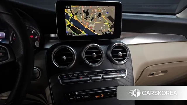 Mercedes-Benz GLC-Class X253 2018 Белый из Кореи, фото 5