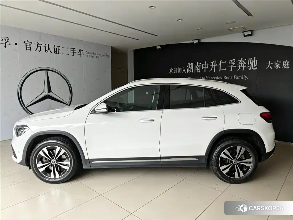 Mercedes-Benz GLA 2023 Белый из Китая, фото 5