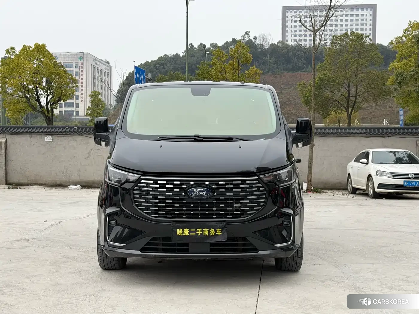 Ford Tourneo 2023 Черный из Китая, фото 5