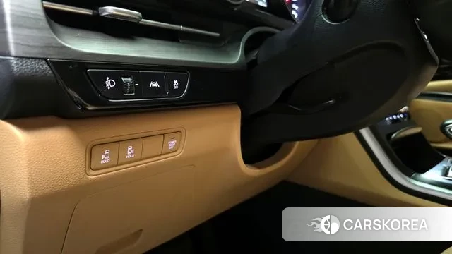 Kia Carnival 4th generation 2023 Белый из Кореи, фото 5