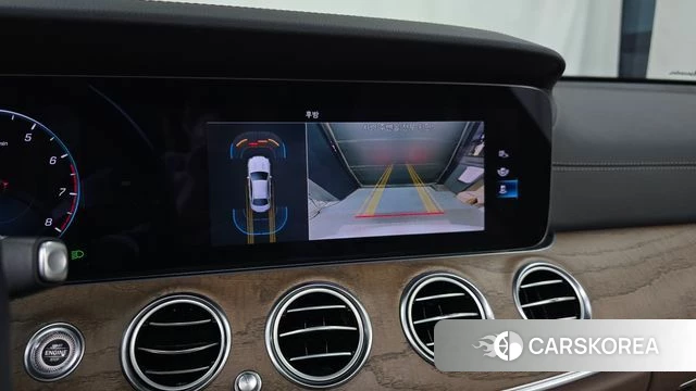 Mercedes-Benz E-Class W213 2021 Белый из Кореи, фото 5