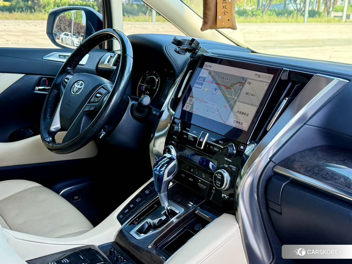 Toyota Alphard 2021 Белый из Китая, фото 5