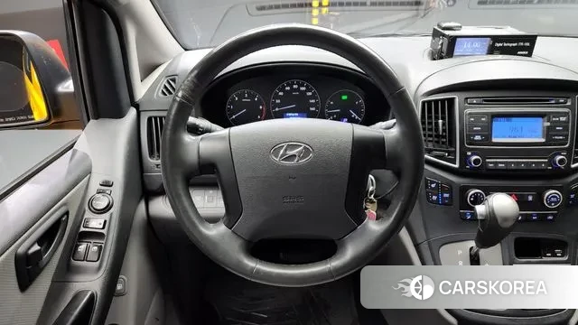 Hyundai The New Grand Starex 2018 Желтый из Кореи, фото 5