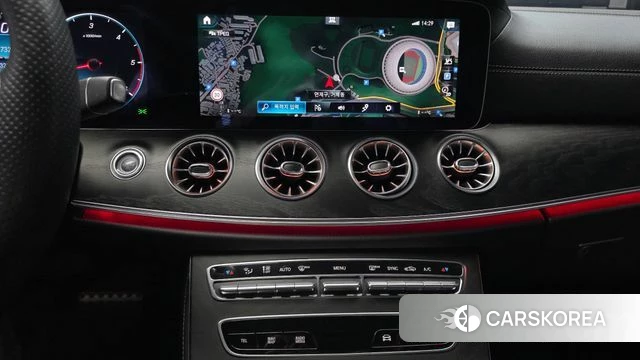 Mercedes-Benz E-Class W213 2022 Белый из Кореи, фото 5