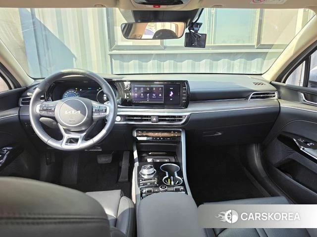 Kia K5 3rd generation 2023 Белый из Кореи, фото 5