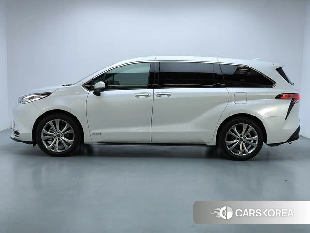 Toyota Sienna 2024 Белый из Китая, фото 5
