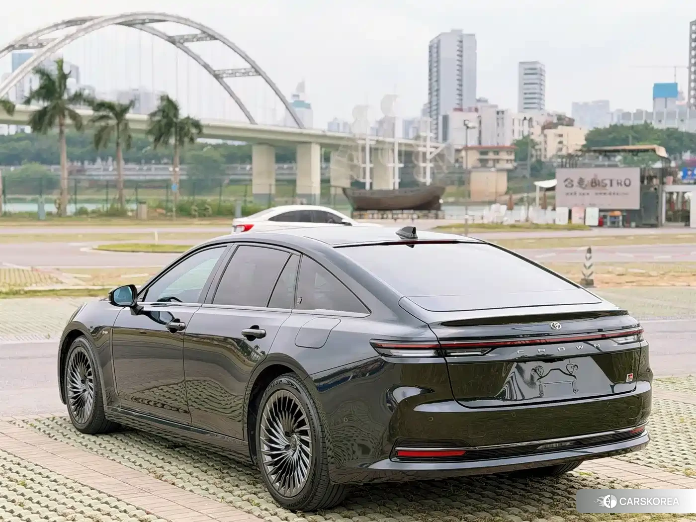 Toyota Crown 2024 Черный из Китая, фото 5