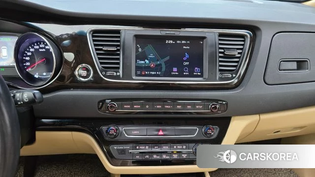 Kia The New Carnival 2018 Черный из Кореи, фото 5