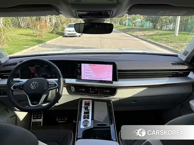 Volkswagen Tavendor 2023 Белый из Китая, фото 5