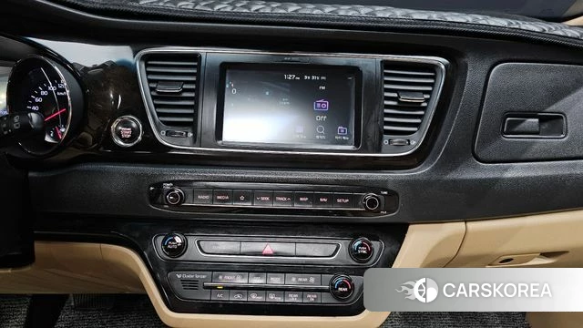 Kia The New Carnival 2018 Черный из Кореи, фото 5