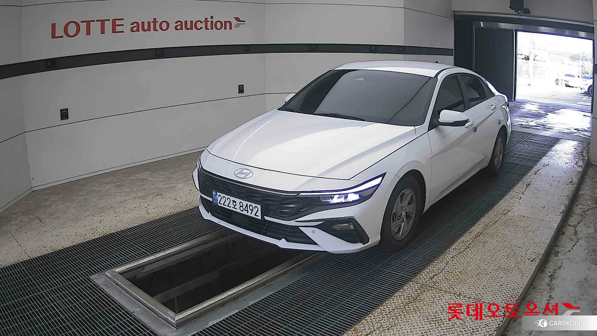 Hyundai Avante 2025 Atlas White из Кореи, фото 5