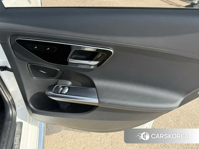 Mercedes-Benz C-class 2023 Белый из Китая, фото 5