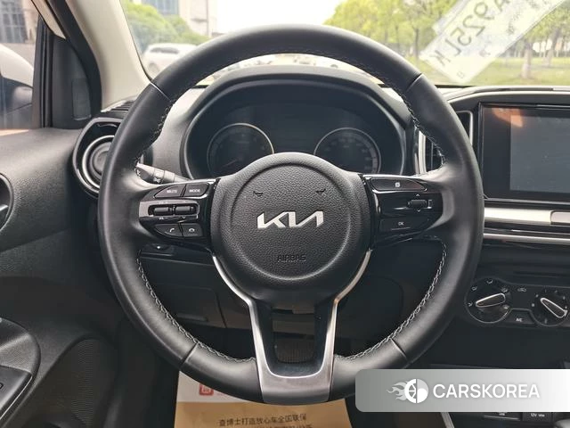 Kia KX1 2021 Белый из Китая, фото 5