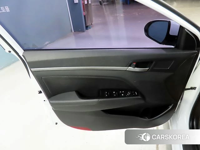 Hyundai Avante AD 2018 Белый из Кореи, фото 5