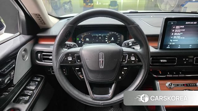 Lincoln Aviator 2nd generation 2021 Белый из Кореи, фото 5