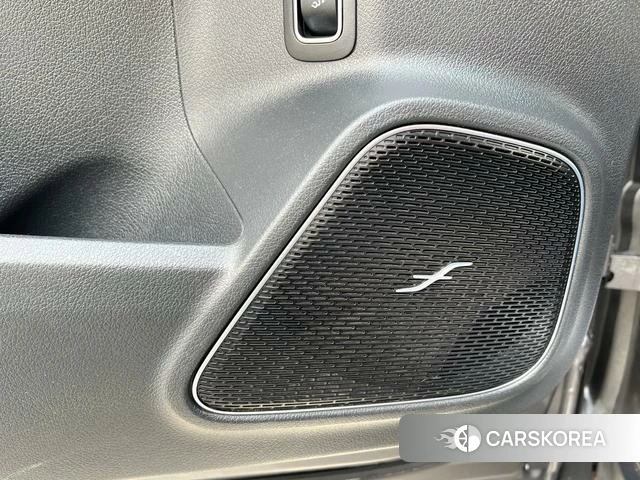 Mercedes-Benz AMG GLB 2023 Темно-серый из Китая, фото 5