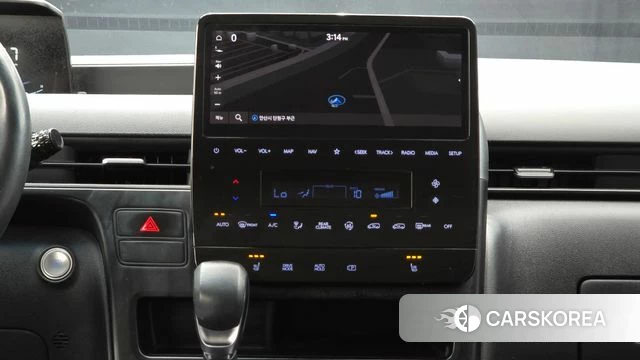 Hyundai Staria 2022 Белый из Кореи, фото 5