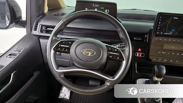 Hyundai Staria 2023 Белый из Кореи, фото 5