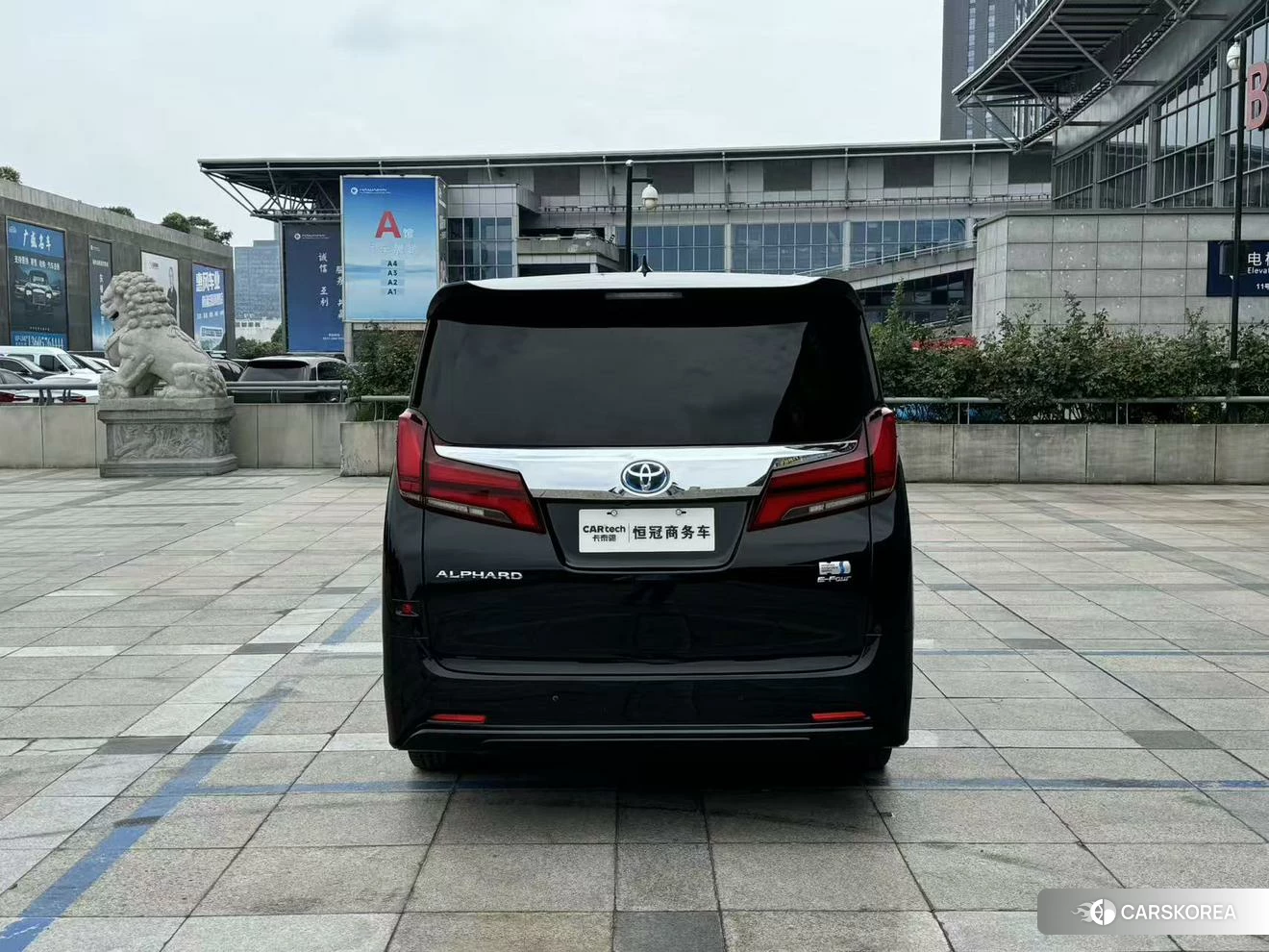 Toyota Alphard 2021 Черный из Китая, фото 5