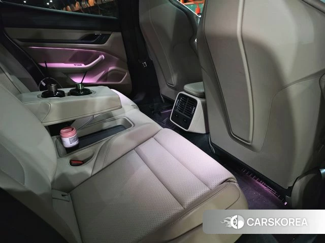 Porsche Taycan 2021 Белый из Кореи, фото 5