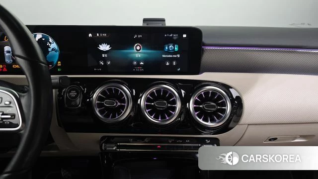 Mercedes-Benz A-Class W177 2022 Белый из Кореи, фото 5