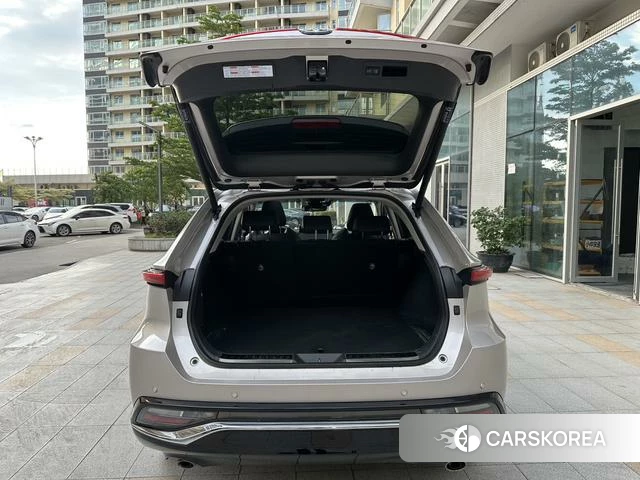 Toyota Venza 2023 Серебристо-серый из Китая, фото 5
