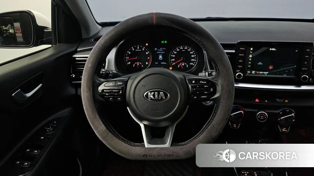 Kia Stonic 2018 Синий из Кореи, фото 5