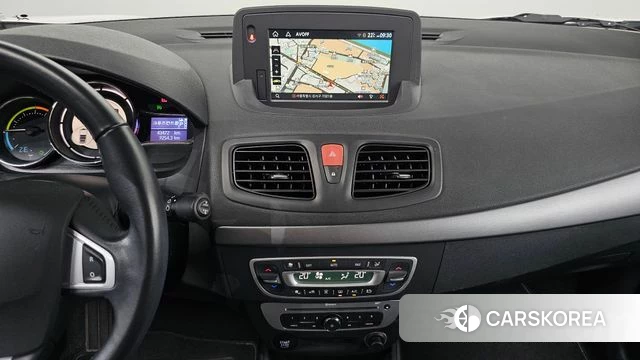 Renault Korea (Samsung) SM3 Z.E. 2020 Белый из Кореи, фото 5