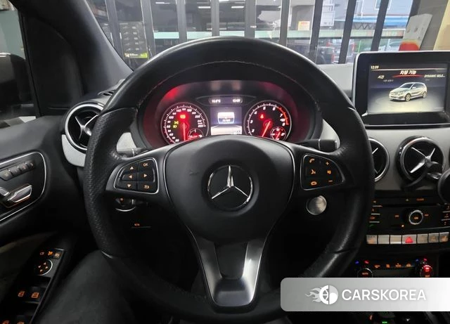Mercedes-Benz B-Class W246 2018 Черный из Кореи, фото 5