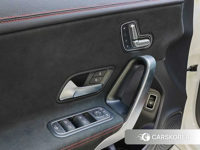 Mercedes-Benz CLA 2021 Белый из Китая, фото 5