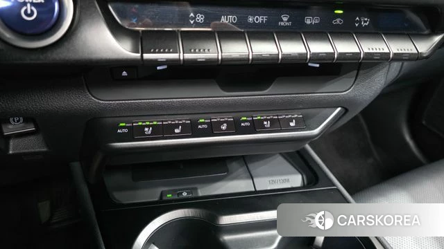 Lexus UX250h 2019 Белый из Кореи, фото 5