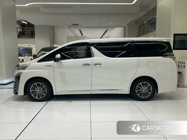 Toyota Vellfire 2021 Белый из Китая, фото 5