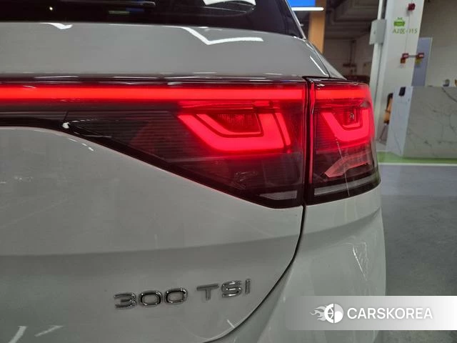 Volkswagen T-Roc 2024 Белый из Китая, фото 5