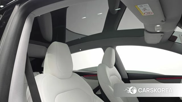 Tesla Model Y 2025 Серый из Кореи, фото 5
