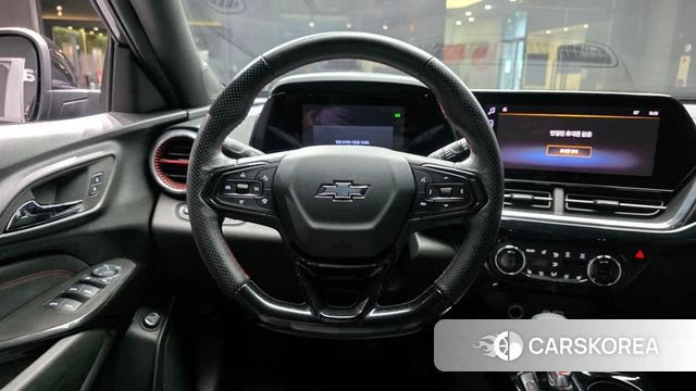 Chevrolet (GM Daewoo) Trax Crossover 2023 Черный из Кореи, фото 5