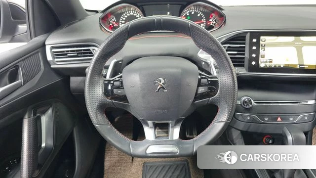 Peugeot 308 second generation 2018 Серебристо-серый из Кореи, фото 5