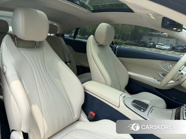 Mercedes-Benz E-Class 2022 Зеленый из Китая, фото 5